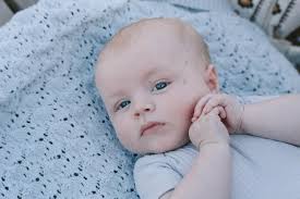 Hi, I am a documentary style photographer specializing in couples and  family photography! I am out of Central Wi and I love to capture the  naturally beautiful moments together! 💚 I love