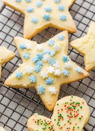 With this recipe we blend together our signature almond and coconuts flours for a thin, crisp crust that will hold up to all of your favorite toppings. Almond Flour Sugar Cookies A Saucy Kitchen