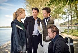 A diver is murdered after recovering a box of gold coins from lake constance. Die Toten Vom Bodensee Fluch Aus Der Tiefe Amazon De Nora Waldstatten Matthias Koeberlin Hary Prinz Stefan Pohl Fiona Neumeier Peter Kremer Raphael Von Bargen Julia Franz Richter Michael Schneider Nora Waldstatten Matthias