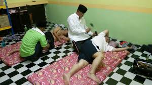 8a, jalan seri orkid 36, taman seri orkid, 81300 johor bahru, johor, malaysia. Rawatan Urat Saraf Oleh Pusat Rawatan Islam Syifa Alamin Pasar Kg Melayu Majidee Johor Bahru Youtube