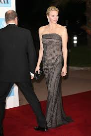 Prinses charlene prins albert rood kruis monte carlo concert uniek. Charlene Lynette Albert Alexandre Louis Pierre Prinses Charlene Beroemdheden Prinsessen