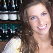 Whitney Torres (@farinastripes)