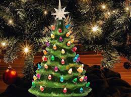 Vintage ceramic christmas tree with lights. These Vintage Ceramic Christmas Trees Are Making A Comeback