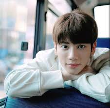 Pin By Bookworm Moonsong On K Pop Txt Tomorrow Vocalist