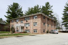 Find a derry village kitchen and bathroom renovator on houzz. Franklin Village Apartments Derry Nh Apartments Com