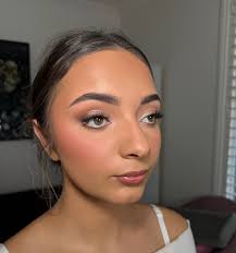 Deb soft glam makeup, always love painting the stunning @annarowl_ #makeup  #makeupartist #softglam #softglammakeup #makeuplooks #makeupinspo  #nagambiemakeupartist