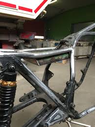 Boite Pour Cablage Et Batterie Termine Preparation Bratstyle Base Kawasaki Kz650 De 79 Bratstyle Caferacer Prepamoto Kawasaki Honda Suzuki Kz650