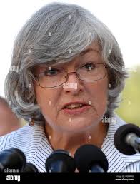 Lynn woolsey hi-res stock photography and images