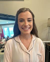 The sweetest girls!!! Didn't get a pic of the bride's eye makeup, but she  looked PERFECT!!! 🤍💍