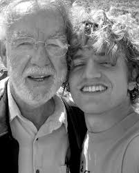 Bajo Naranja (Underground Orange)