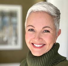 Simon Cole's Instagram, Twitter & Facebook