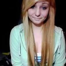 Violet Walls (@VioletWalls)