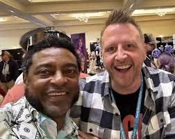 The MOST WONDERFUL thing about Smoky Mountain Fan Fest is how it really is  a Family Reunion!!! I sure didn't get a pic with everyone but I sure  tried!!! It was soooo