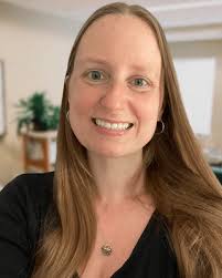 Shana Armstrong's Instagram, Twitter & Facebook