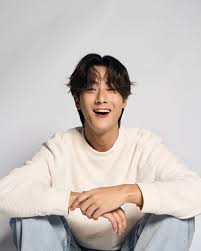 สวัสดีผม“พี่จอง”ครับ 😆