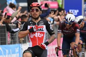 Geraint thomas is one of several riders involved in crashes as tim merlier wins a dramatic stage i'm living a dream i think, said merlier, who has now claimed maiden stage wins at both the tour. Tour Of Italy Caleb Ewan Wins The 7th Stage Ahead Of Cimolai And Merlier