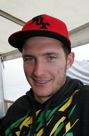 Stuart Edmonds: Des Nations Calling