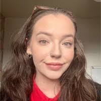 Maude Barker's Instagram, Twitter & Facebook