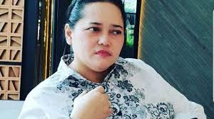 Paranormal itu menegaskan kepada publik kalau meski demikian, ia tidak menutup kemungkinan kalau wabah virus corona bisa berakhir lebih cepat. Biodata Mbak You Yang Akan Dilaporkan Polisi Karena Ramal Jokowi Lengser Tahun 2021 Menikahi Ular Surya