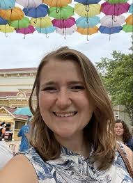 Larae Baker's Instagram, Twitter & Facebook