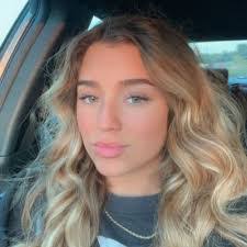 Kayla Jacoby's Instagram, Twitter & Facebook