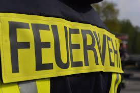 Unfall neun schwerverletzte bei busunfall auf a13 in brandenburg. A13 Zwischen Ruhland Ortrand Unfall Mit Gefahrgut Lkw Autobahn Voll Gesperrt Niederlausitz Aktuell