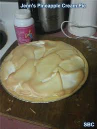 Jenn S Pineapple Cream Pie Filling 3 6oz Packages Of Cream Cheese 14oz Can Sweetened Condensed Milk 1 4 Cup Le Cream Pie Cream Pie Filling Delicious Desserts
