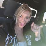 Stephanie Hitson's Instagram, Twitter & Facebook