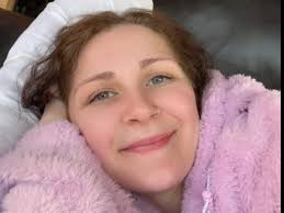 Kaitlin Hudson's Instagram, Twitter & Facebook