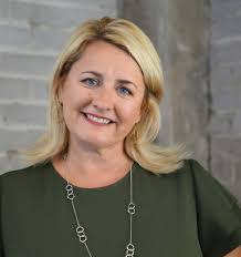 Stephanie Hammes's Instagram, Twitter & Facebook