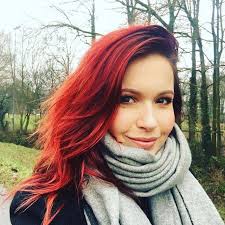 Janet, does this make my bum look big?