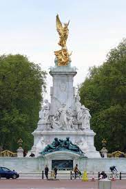The gallery is open from 10:00 am to 5:00 pm from tuesdays to sundays. Victoria Memorial London Wikipedia