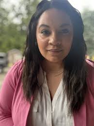 Capstone class: Dive deeper into diversity, equity and social justice