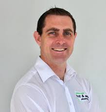 Suzanne Chandler beats injury again to win her age group Triathlon World  Championship in Spain!