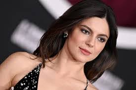 Paula Bollinger's Instagram, Twitter & Facebook