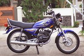 Hal ini dikarenakan sejak tahun 2006 yamaha mengeluarkan. Spesifikasi Yamaha Rx King Alasan Jadi Raja Jalanan Indonesia Bukareview