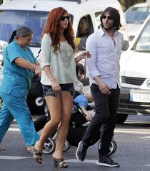 Todos/as sus novios/as, ligues, parejas, matrimonios… joaquín cortés. Joaquin Cortes Feliz En Su Romantico Paseo Por Madrid Con Su Novia