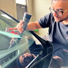 Windshield Repair & Replacement Mississauga | Fix it Fast