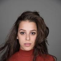 Isabella Rocha's Instagram, Twitter & Facebook