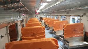 Keberangkatan kereta api dari stasiun kereta api gambir umumnya merupakan kelas eksekutif dan campuran. Inilah Tarif Baru Kereta Api Malang Jakarta Surya Malang