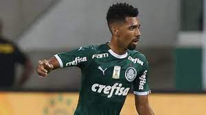 Born in itaboraí, rio de janeiro, fernandes represented botafogo as a youth. Matheus Fernandes Barcelona Set To Sign Palmeiras Midfielder As Com