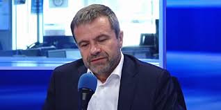 .13h rtbf journal 19h30 journal 1917 journal 13h tf1 replay 1 journal square 1 journal square plaza 1 journal square plaza parking 1 journal. Journal De 13h De Tf1 Du Depart De Jean Pierre Pernaut A L Arrivee De Marie Sophie Lacarrau