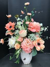 4,822 likes · 2 talking about this. Large Peachy Spring Arrangement 2017 By Andrea Large Flower Arrangements Spring Flower Arrangements Floral Arrangements