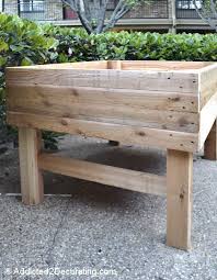 How To Build An Elevated Garden Pallets Garden Garden Boxes Vegetable Garden Raised Beds