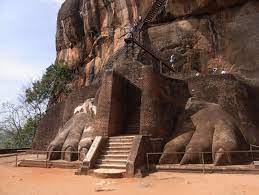 スリランカ 栄華と悲劇が交差するシーギリヤ遺跡 シーギリヤ スリランカ 遺跡