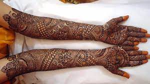 Dari tingkat kesulitan pun tidak terlalu sulit. 16 Inspirasi Henna Art Anti Mainstream Demi Momen Pernikahan Yang Tak Terlupakan