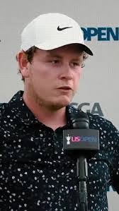 Eric Lindgren's Instagram, Twitter & Facebook