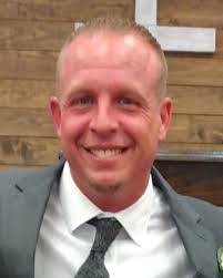 Sandy Busby's Instagram, Twitter & Facebook