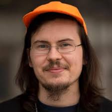 DLR_next: "Schon jemand wach hier? Anbei …"