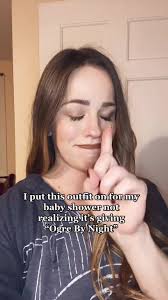 Fun Pregnancy Fashion Ideas Inspired by Fiona from Shrek